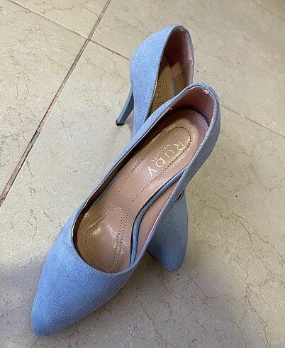 37 Beden Mavi renk Stiletto