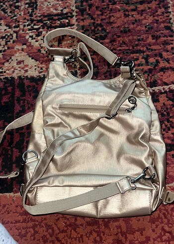 Altın sarısı sırt çantası - Görsel 2