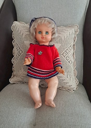 Platin Saçlı Lissi Bebek
