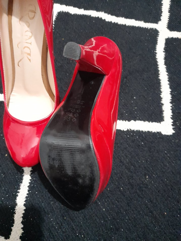 Kırmızı Parlak Yılan Desenli Stiletto - Görsel 2