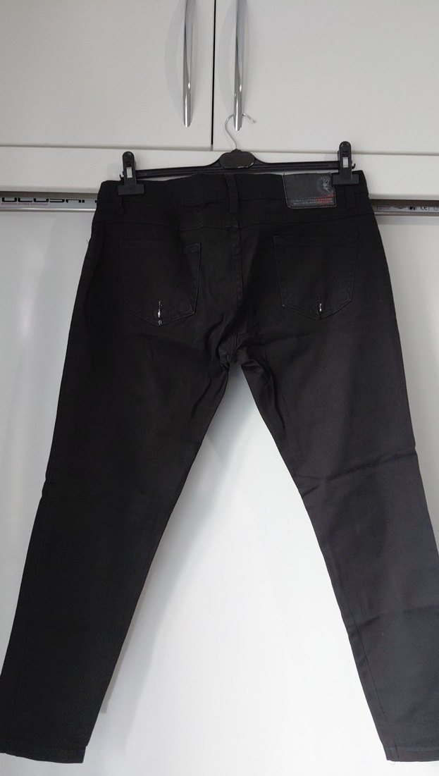 Siyah Kemerli Regular Fit Denim Pantolon - Görsel 4