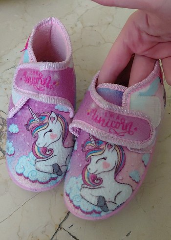 Kız Çocuk Pembe Unicorn Baskılı Sıcak Terlik - Görsel 2