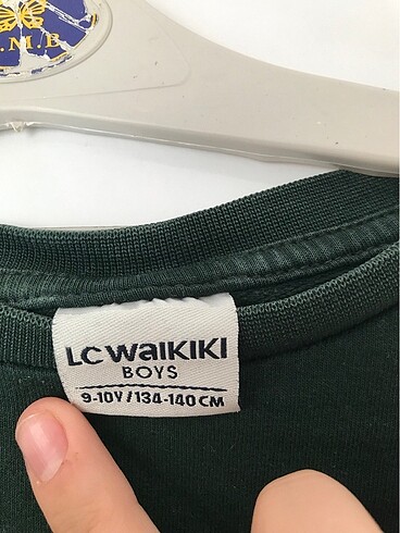 10 Yaş Beden yeşil Renk Erkek çocuk?
