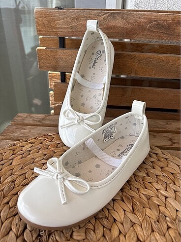 LCW KIZ SANDALET