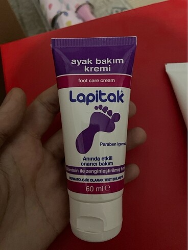 Ayak bakım kremi