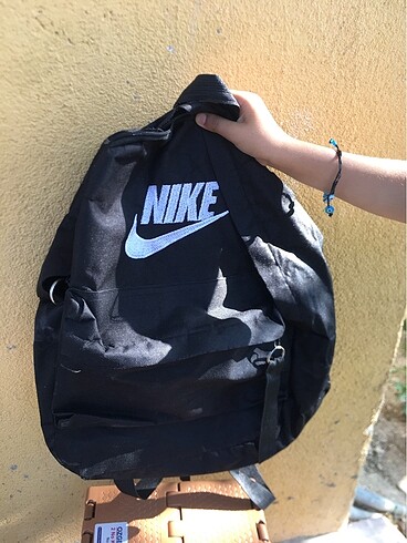 Nike çanta?