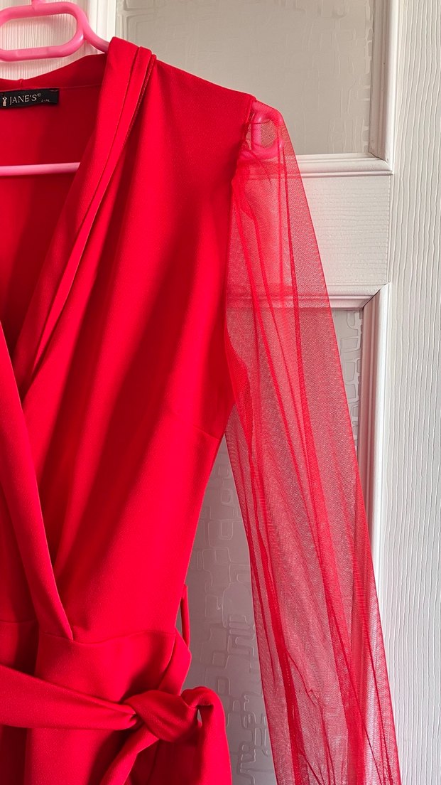 Kırmızı Uzun V Yaka Tulum - Görsel 4