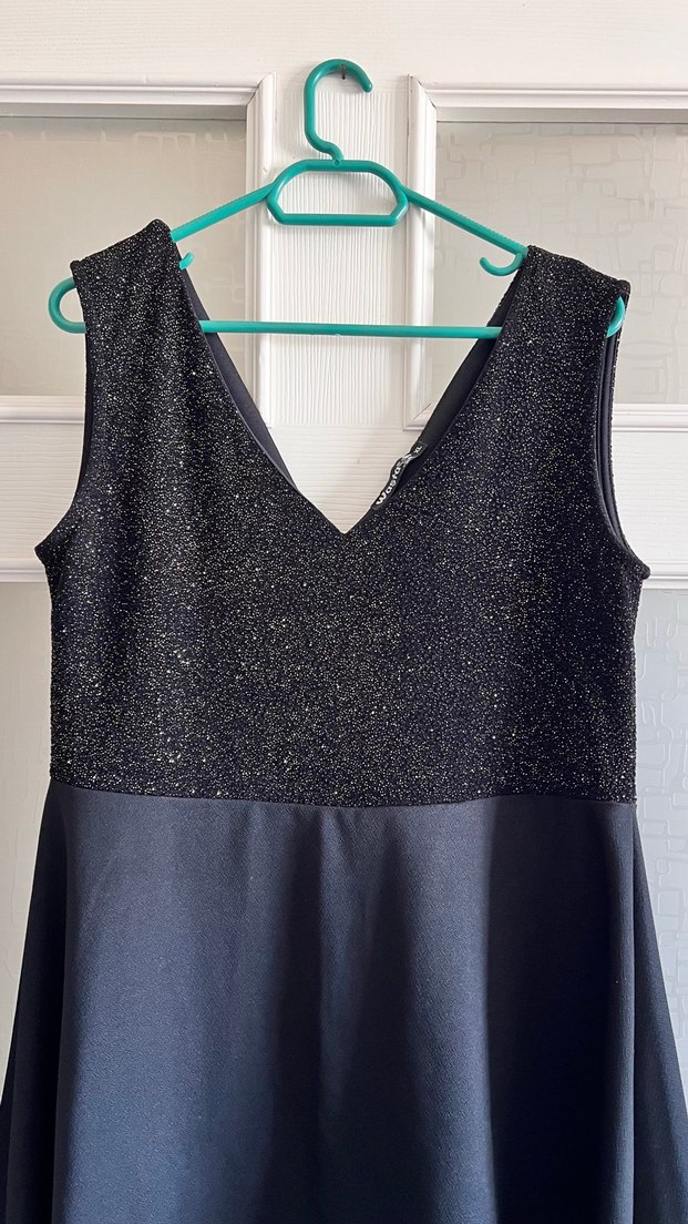 Siyah Drapeli V Yakalı Midi Elbise - Görsel 2