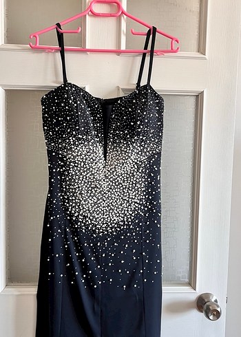 İnce Askılı Siyah Boncuk İşlemeli Uzun Abiye Elbise - Görsel 2