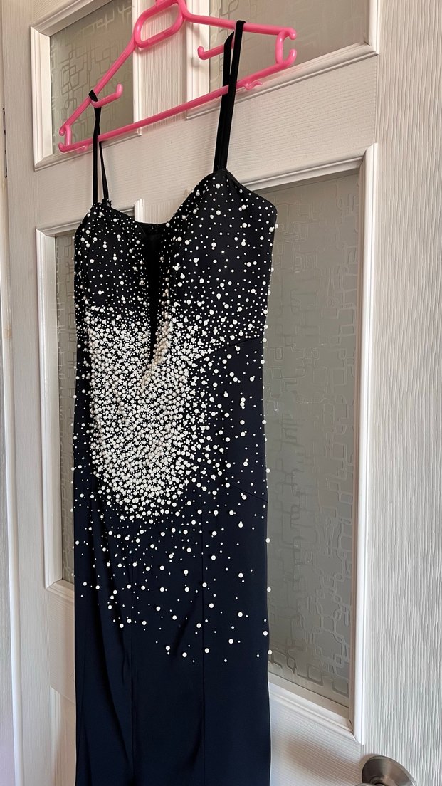 İnce Askılı Siyah Boncuk İşlemeli Uzun Abiye Elbise - Görsel 4