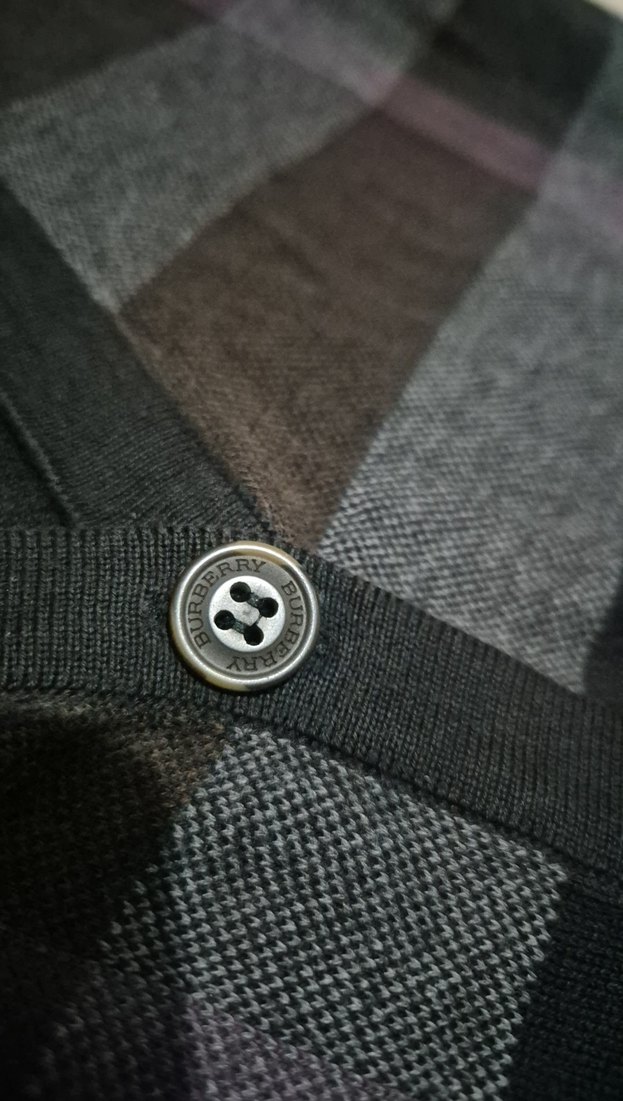 Düğmeli Ekoseli Erkek Hırka - Görsel 2