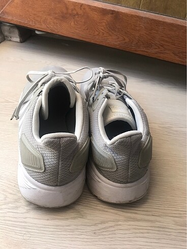 44 Beden Adidas Erkek Spor Ayakkabı