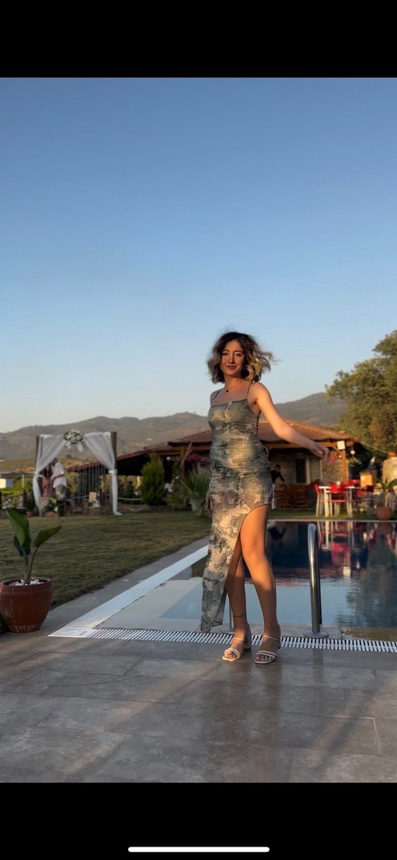 Bershka Yılan Desenli Asimetrik Şifon Elbise - Görsel 3