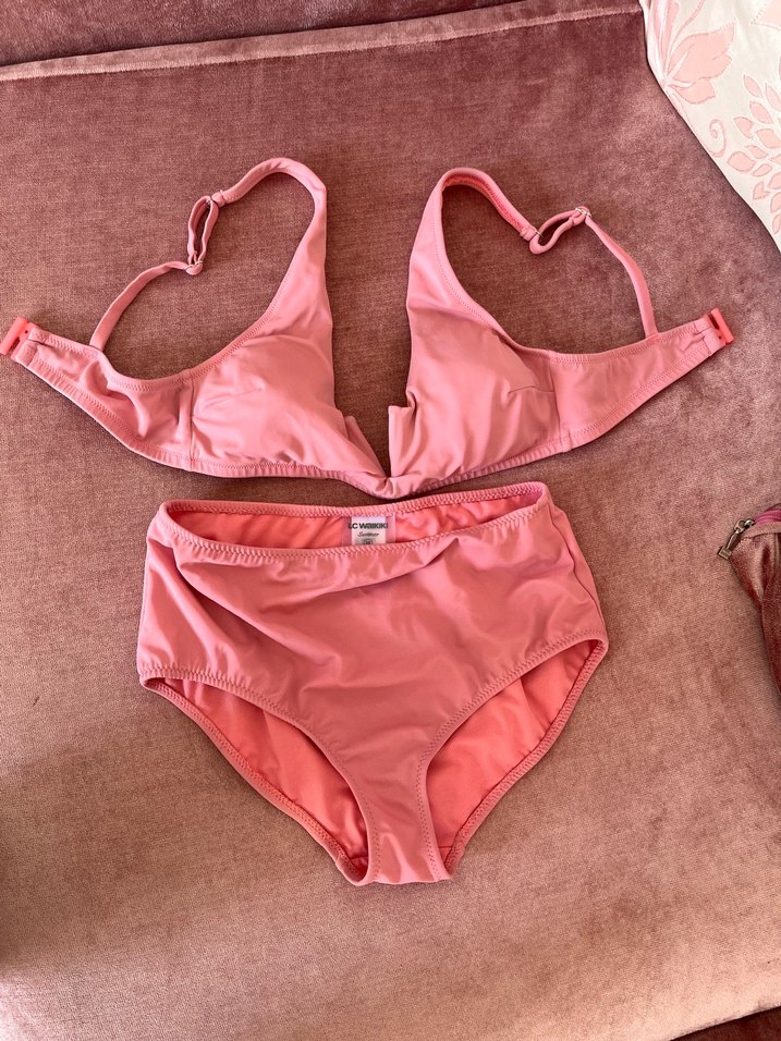 LC Waikiki Pembe Baskılı bikini - Görsel 4