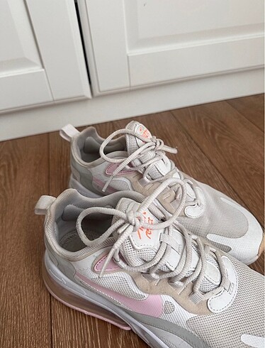 37,5 Beden beyaz Renk Nike air max