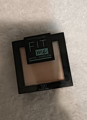 Maybelline Fit Me Matte pudra 