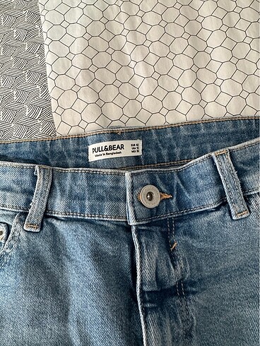 42 Beden pull and bear şort