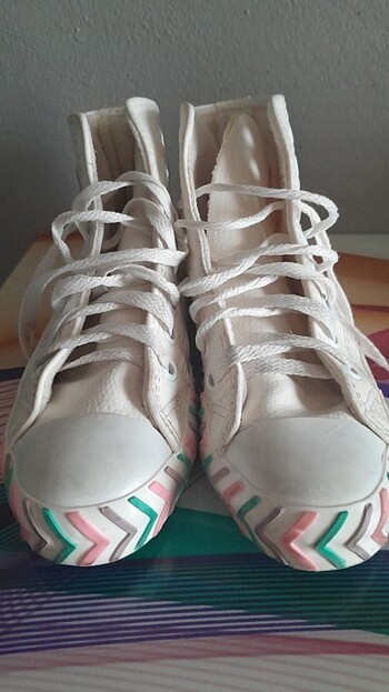 Benetton Beyaz converse