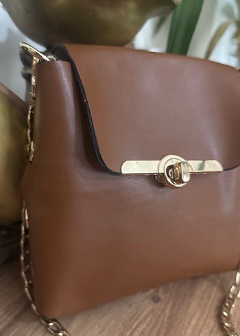 Zincir Detaylı Kahverengi Deri Kadın Çanta - Görsel 2