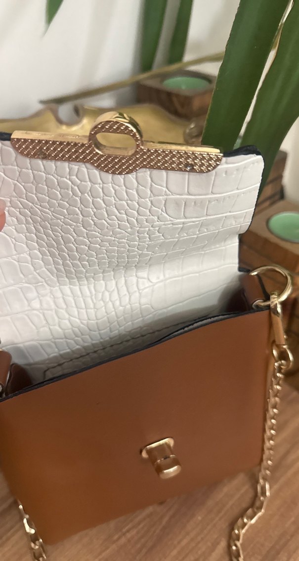 Zincir Detaylı Kahverengi Deri Kadın Çanta - Görsel 4