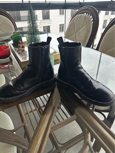 33 Beden siyah Renk Zara kız çocuk bot