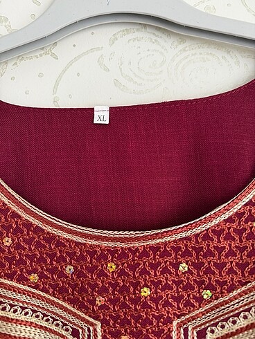 xl Beden bordo Renk Kırmızı uzun işlemeli elbise