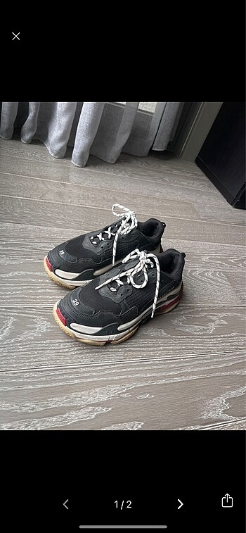 Balenciaga Triple S sneaker