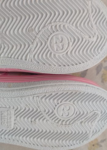 21 Beden Kız Çocuk Pembe Bağcıklı Tie-Dye Spor Ayakkabı