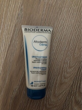 Bioderma Kuru Ciltler için nemlendirici