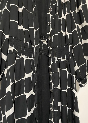 Desenli, Düğmeli Siyah elbise - Görsel 4