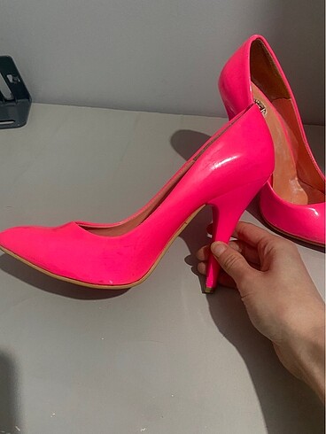 36 Beden Neon pembe topuklu ayakkabı