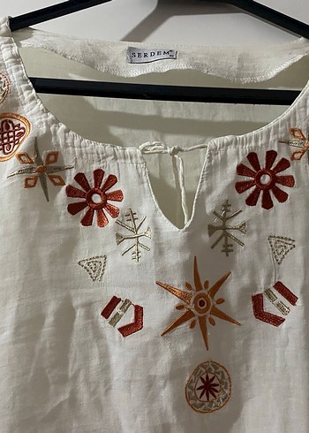 Nakışlı V Yakalı Beyaz Bohem Kadın Bluz - Görsel 2