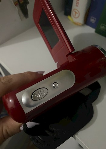 Kırmızı Renkli HD Video Kamera - Görsel 4