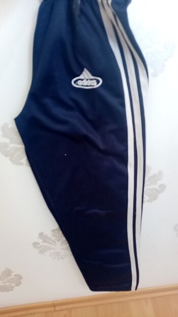 11-12 Yaş Beden Addidas eşofman