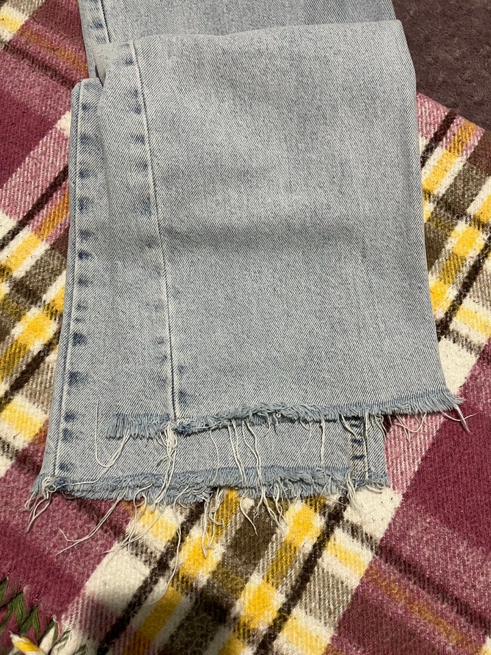 Açık Mavi Yıkamalı Rahat Denim Jean — görsel 5/6