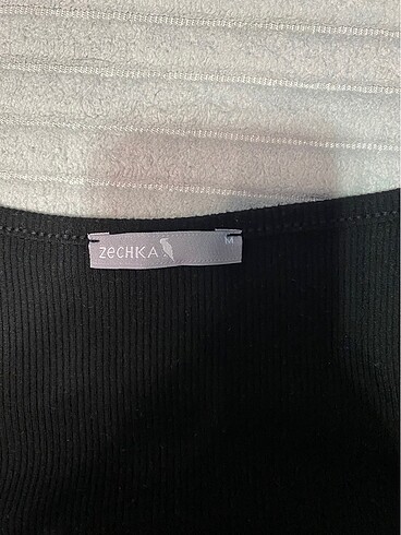 m Beden siyah crop