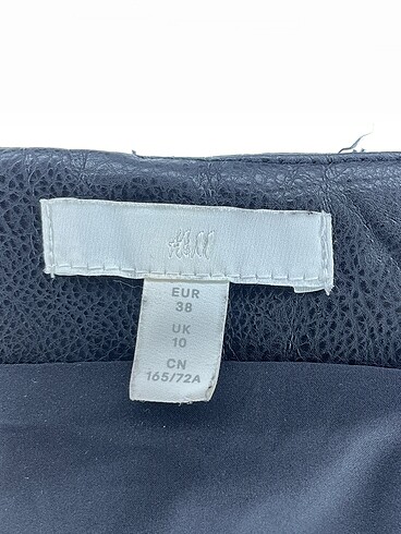 38 Beden siyah Renk H&M Mini Etek %70 İndirimli.
