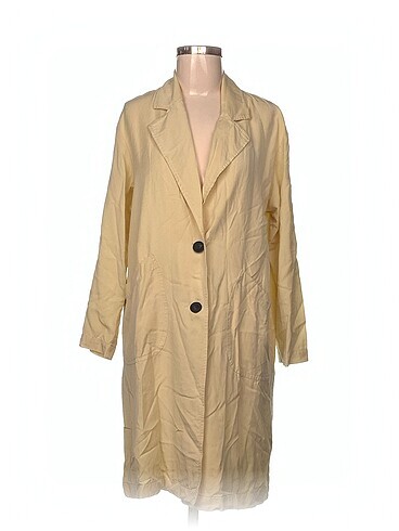 Zara Trenchcoat %70 İndirimli.