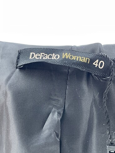 40 Beden siyah Renk Defacto Blazer %70 İndirimli.