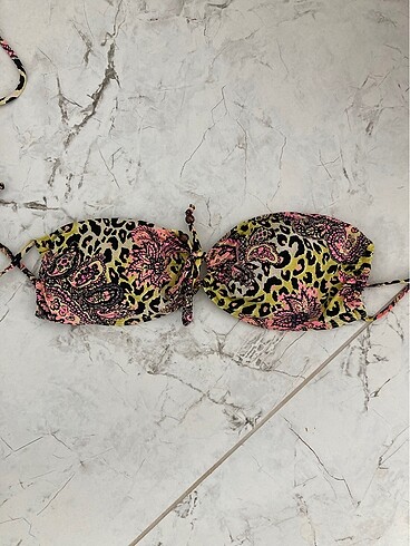 Kadın bikini üst