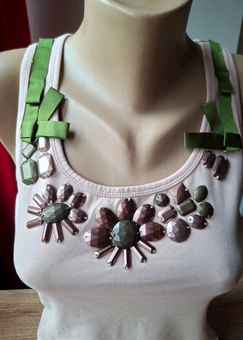 Herry işlemeli bluz - Görsel 7