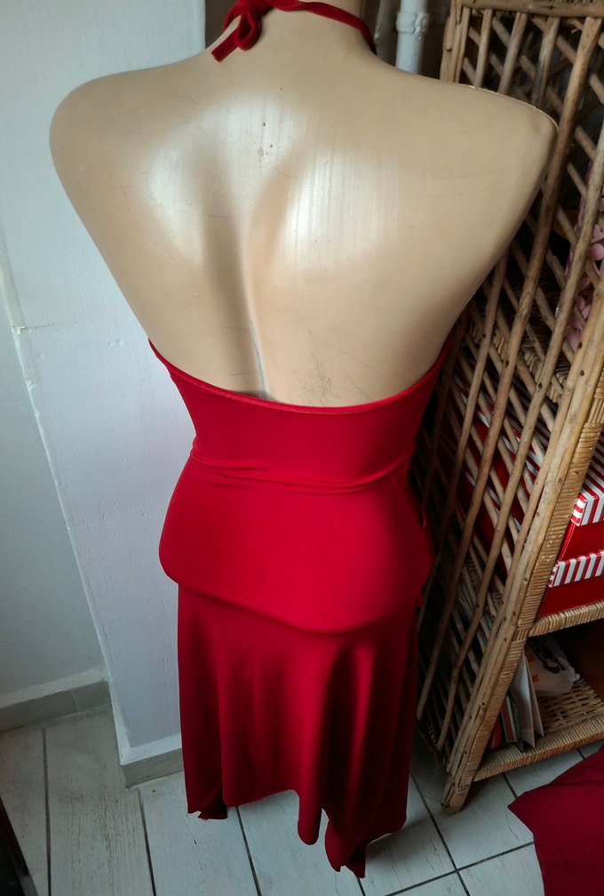 Esmer abiye boyundan bağlı elbise - Görsel 2