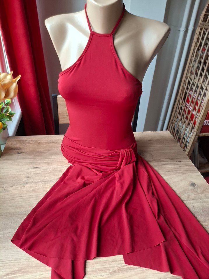 Esmer abiye boyundan bağlı elbise - Görsel 4