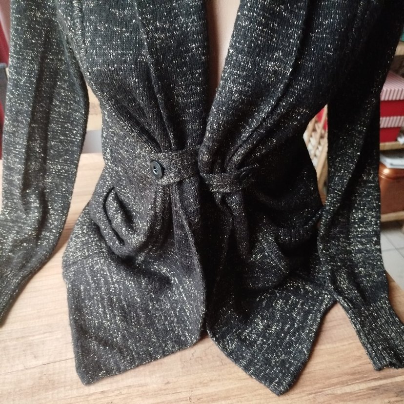 Simli kuşaklı triko hırka - Görsel 2