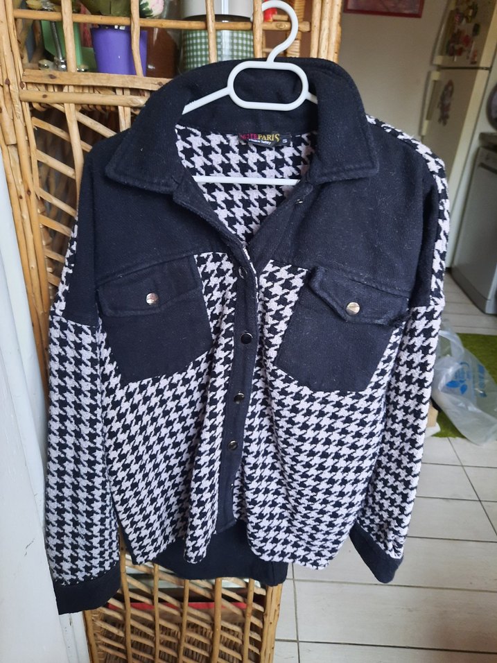 Siyah beyaz kalın vintage gömlek - Görsel 5