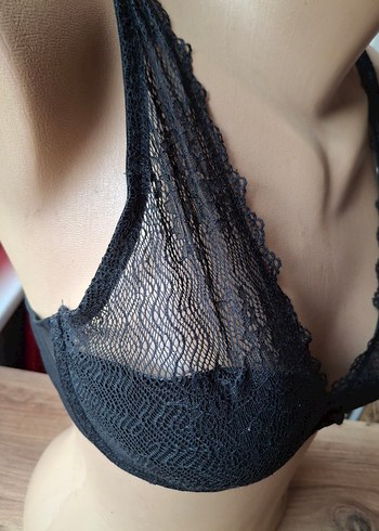 Dantel Detaylı Siyah Gotik Sütyen - Görsel 2