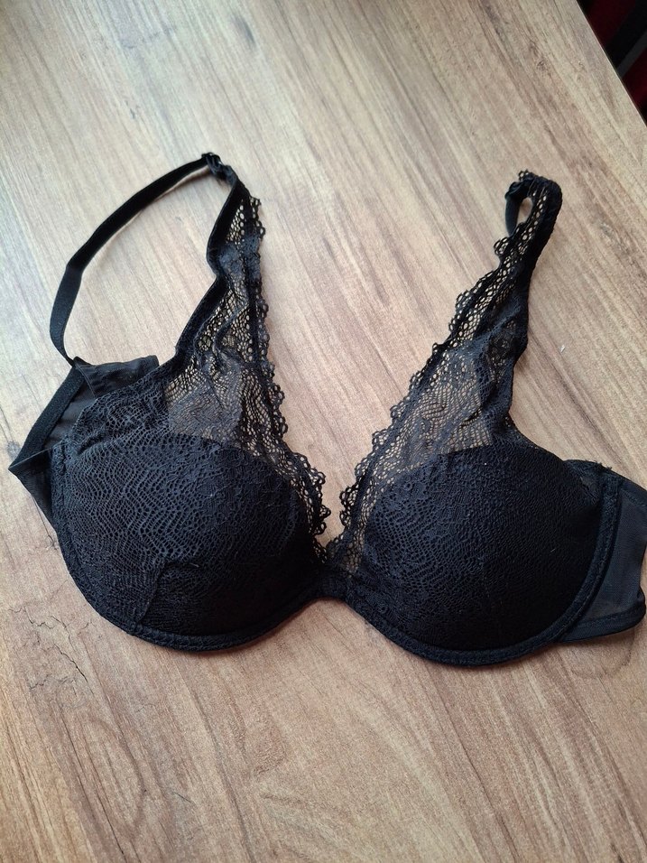 Dantel Detaylı Siyah Gotik Sütyen - Görsel 5