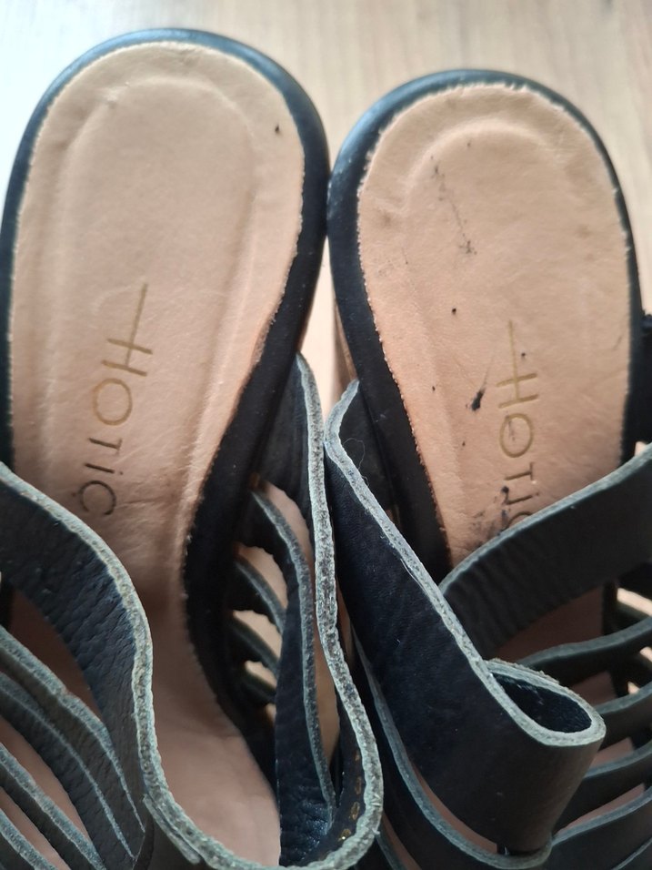 Hotiç topuklu ayakkabı - Görsel 2