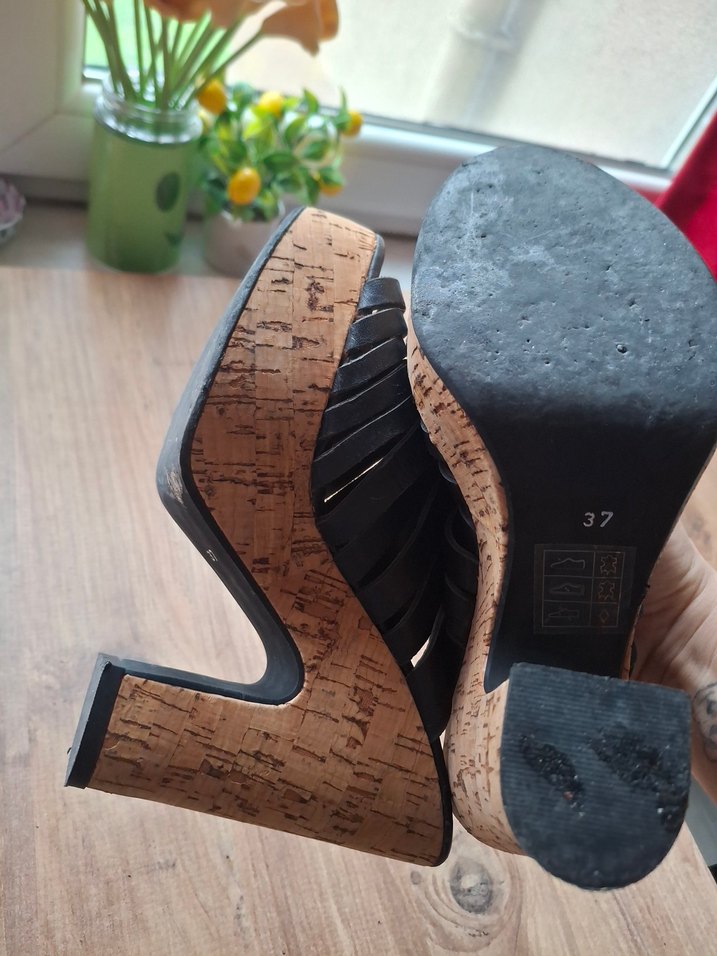 Hotiç topuklu ayakkabı - Görsel 5