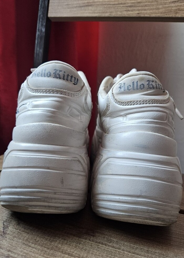 Bershka hello kity yüksek taban sneakers - Görsel 3
